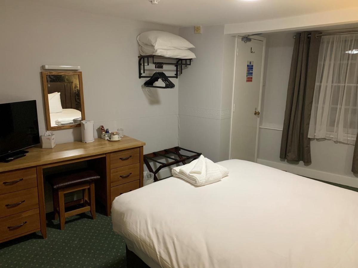 Castle Hotel Devizes Extérieur photo
